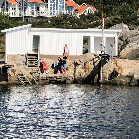 فيلا Noesund Orust Lilla Huset المظهر الخارجي الصورة